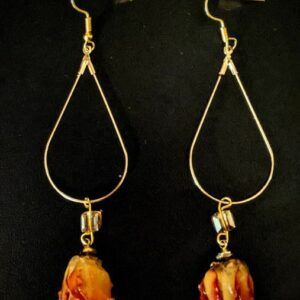 Resin-coated-real-roses-with-teardrop-shape-earrings