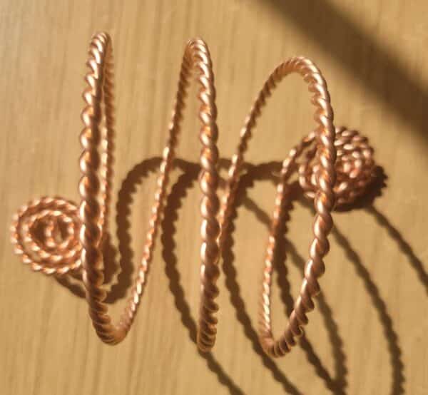 Copper Spirals 333 MHZ Cubit Ladies Copper Tensor Wire Bracelet Bangle - Image 4